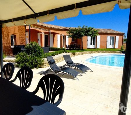 Location vacances France - Photos Vivastreet Villa Standing-8 pers-Piscine-Calme-Vue-Pétanque privée