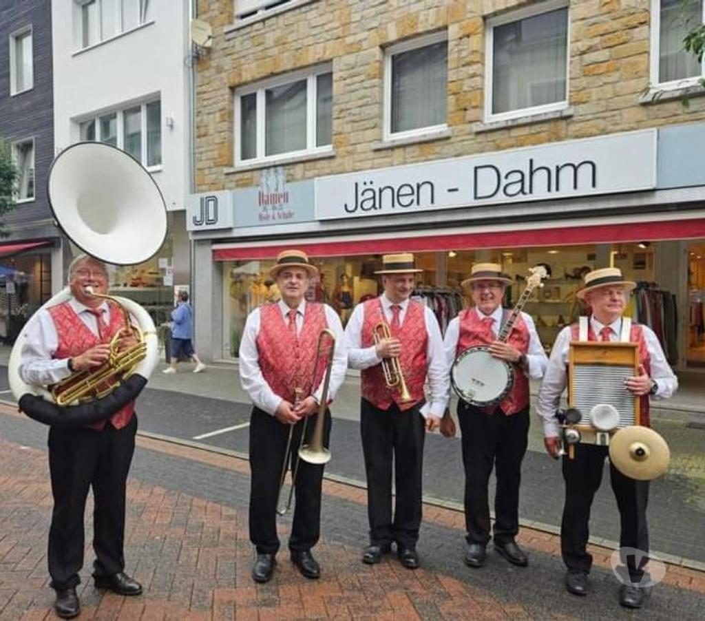 Organisations d'evènements Morlanwelz Carnières - Photos Vivastreet La planche à jazz - LuckySwing dixieland