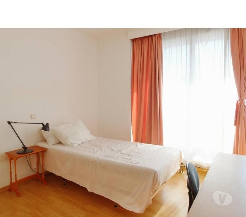 location meublé Saint-Gilles - Photos Vivastreet Appartement meublé à louer au Chatelain
