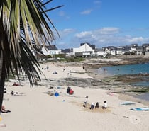 Location 3* en rez de jardin d'une maison, plage à 50m