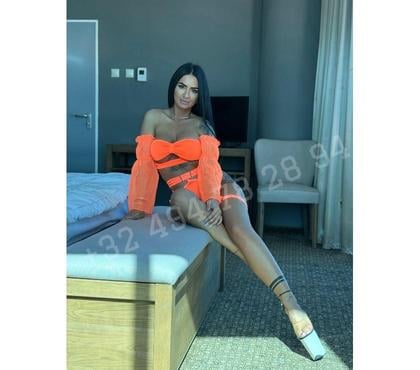 Escort Athus Aubange - Photos Vivastreet NICOLE SUPERBE FILLE DE RETOUR ATHUS
