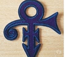 écusson brodé patch Prince prince love symbol 7x6 cm funk