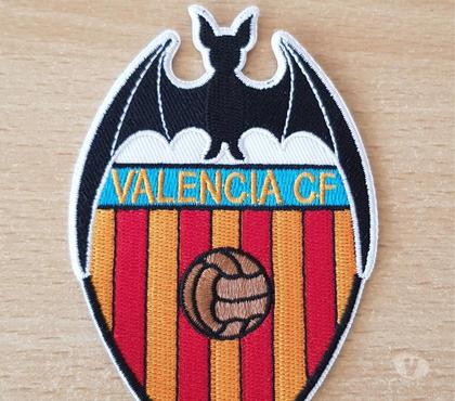 Collections Bruxelles-Centrum Bruxelles (Brussels) - Photos Vivastreet écusson brodé patch valencia cf Valence cf footbal club