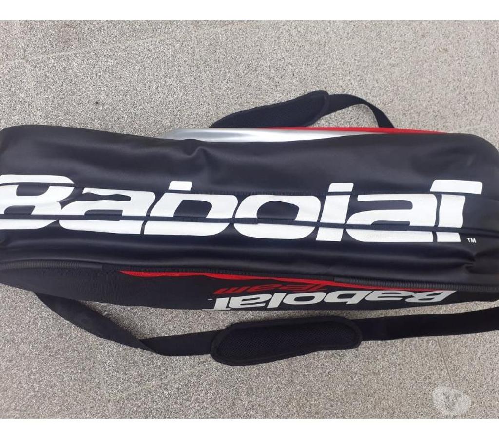 Matériel de sport Tournai Tournai-Centrum - Photos Vivastreet sac "Babolat team" pour 6 raquettes de tennis