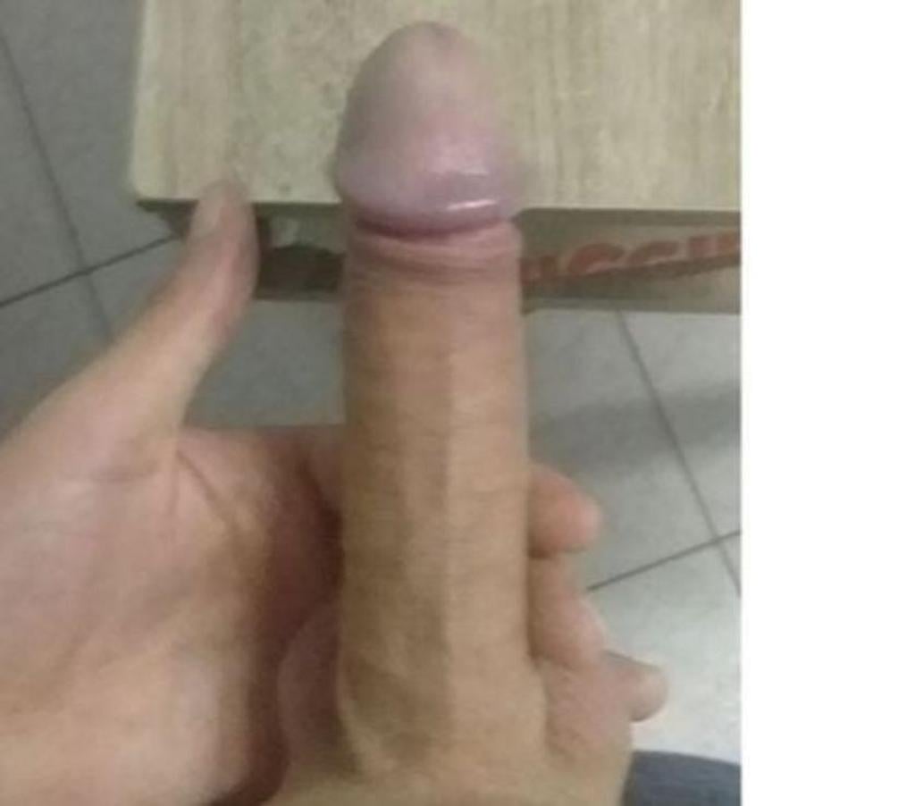 Gay Mons Cuesmes - Photos Vivastreet Cherche homme doux et patient pour 2xp