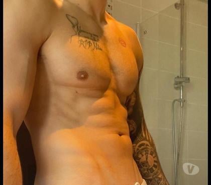 Gay - Photos Vivastreet Avale bon jus de rebeu!! avec gros zeb bien épais !!!