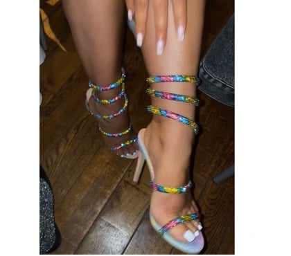 Escort Genval Rixensart - Photos Vivastreet Sexy pieds viens on discute photos, vidéos