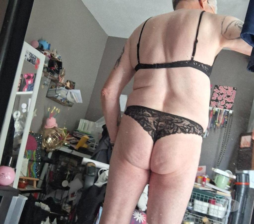 Gay Herve Herve-Centrum - Photos Vivastreet Homme lingeries féminine