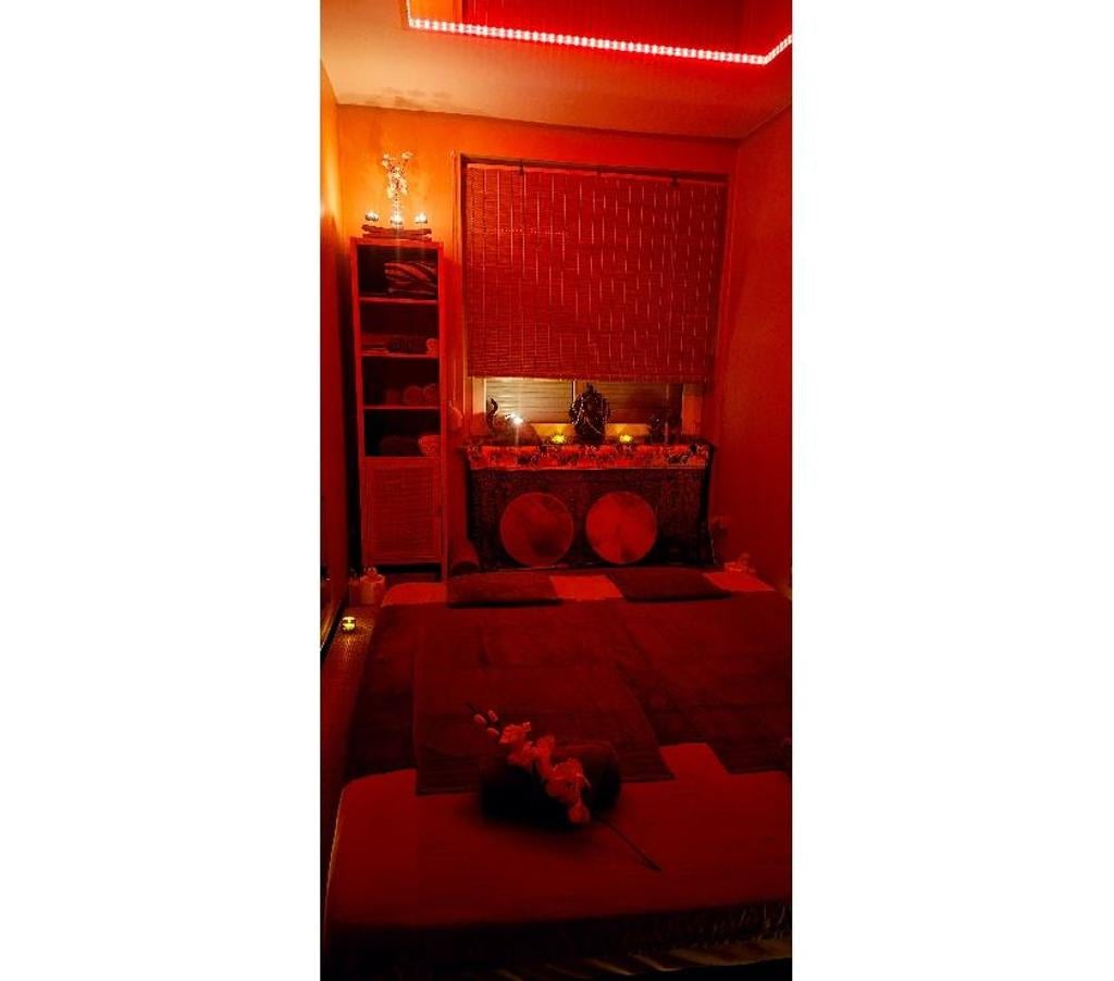 Escort Jumet Lodelinsart - Photos Vivastreet Massage tantrique pour couples et femmes