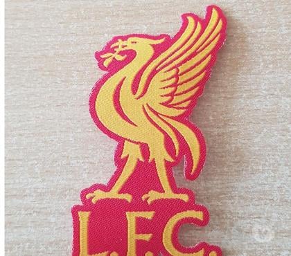 Collections Bruxelles-Centrum Bruxelles (Brussels) - Photos Vivastreet Écusson thermocollant Liverpool football club lfc liverbird