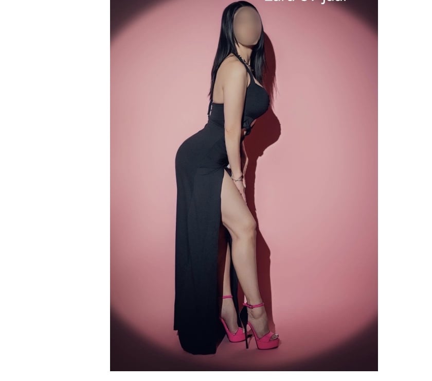 Escort Aubange Athus - Photos Vivastreet Lara: explosions de caresses