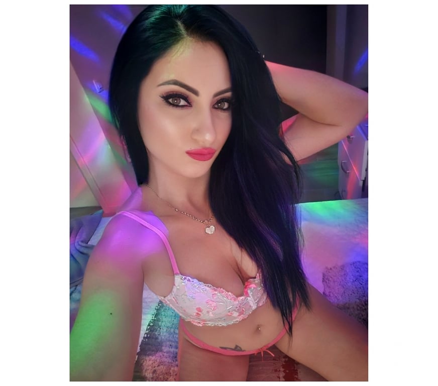 Escort Aubange Athus - Photos Vivastreet ANEMONA!!!..GRAND, MINCE , NATUREL ET SEXY