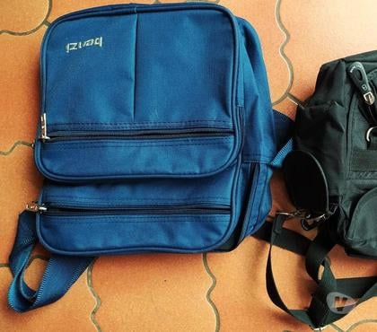 Accessoires & Bagagerie Rixensart-Centrum Rixensart - Photos Vivastreet SACS en bandoulière noir,bleu synthétique +sieurs poches