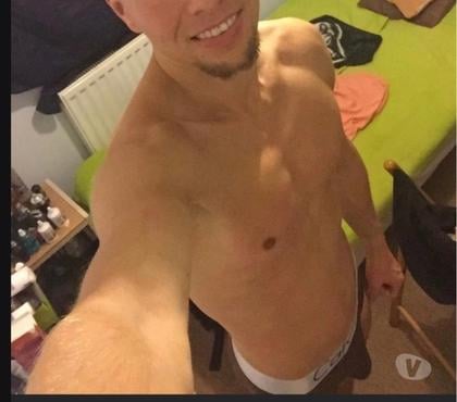 Rencontre adulte - Photos Vivastreet fais-moi du bien avec ta main