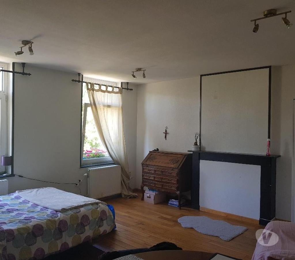 Location appartement Liège Liège-Centrum - Photos Vivastreet Studio 2ème étage à louer, Liège Centre