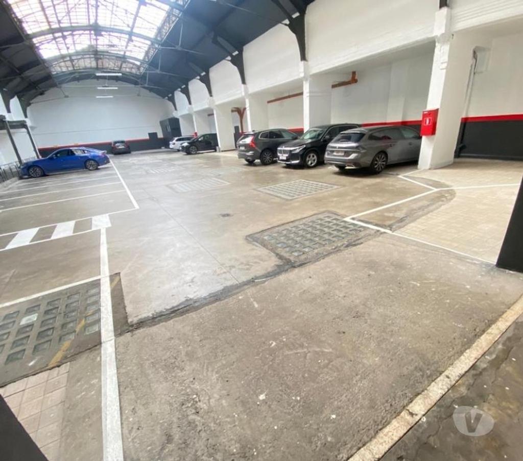 Location parking & garage Liège Liège-Centrum - Photos Vivastreet Liege Bd Avroy emplacements de parking disponibles,