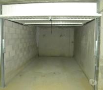 Garage fermé sécurisé à louer