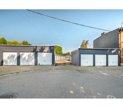 Location parking & garage Angleur Grivegnée - Photos Vivastreet 1 Box Garage A LOUER