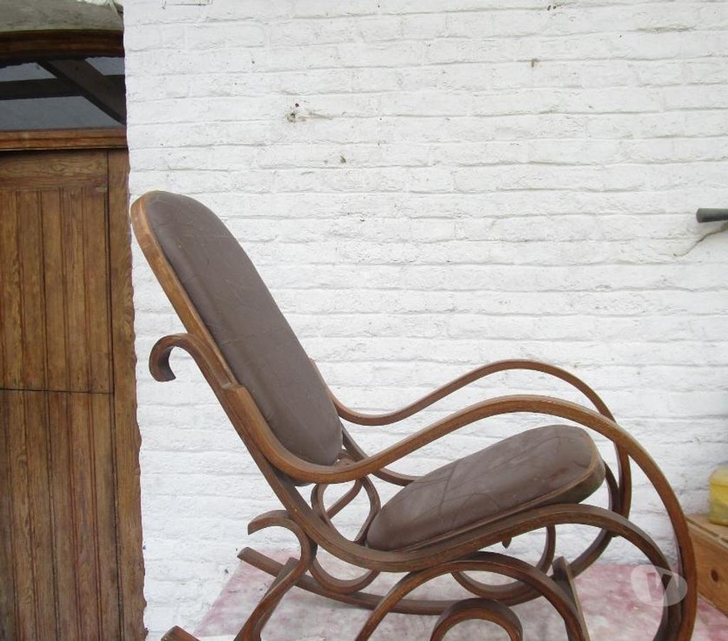 Meubles & Décoration Brunehaut Laplaigne - Photos Vivastreet rocking chair en bois courbé