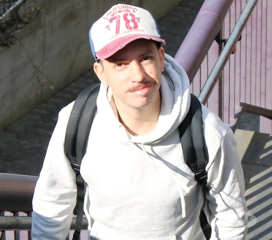 Gay Bertrix - Photos Vivastreet Cherche pote de branle