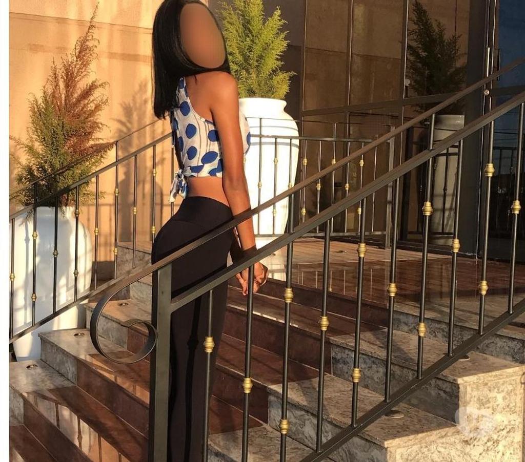 Escort Fosses-la-Ville - Photos Vivastreet J'attendes avec impatience notre rencontre!