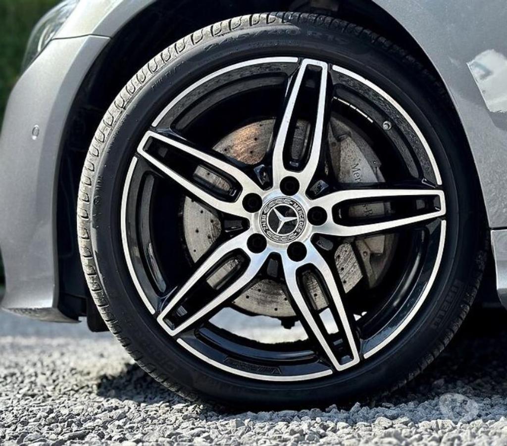 Voiture à vendre Ledeberg Gentbrugge - Photos Vivastreet Mercedes-Benz E 200 Cabriolet - 05 2020