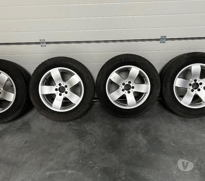 Pièces et services auto Wavre-Centrum Wavre - Photos Vivastreet Jantes Mercedes GLK17 pouces + très bpneu hiver VREDESTEIN