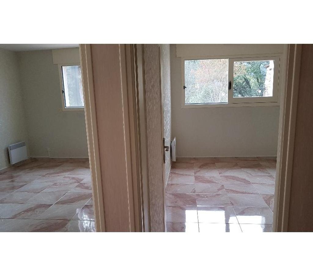 Annonce maison France - Photos Vivastreet Près de Perpignan Belle villa de 204m² avec grand parc