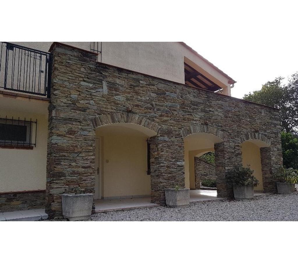 Annonce maison France - Photos Vivastreet Près de Perpignan Belle villa de 204m² avec grand parc