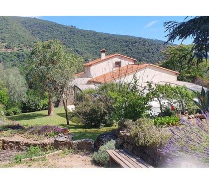 Vente maisons - Photos Vivastreet Près de Perpignan Belle villa de 204m² avec grand parc