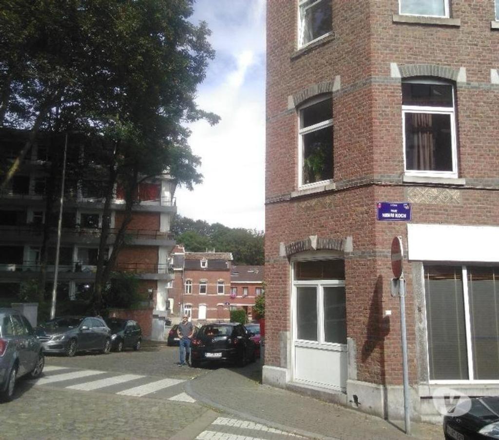 Location appartement Liège Liège-Centrum - Photos Vivastreet Studio calme quartier Laveu Cointe disponible le 1 février