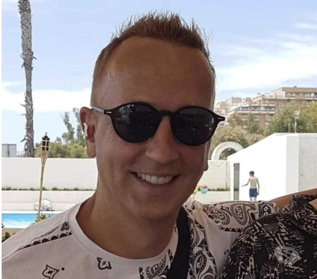 Gay Escorts Tournai Tournai-Centrum - Photos Vivastreet J-h reçois hommes plus de 55 ans
