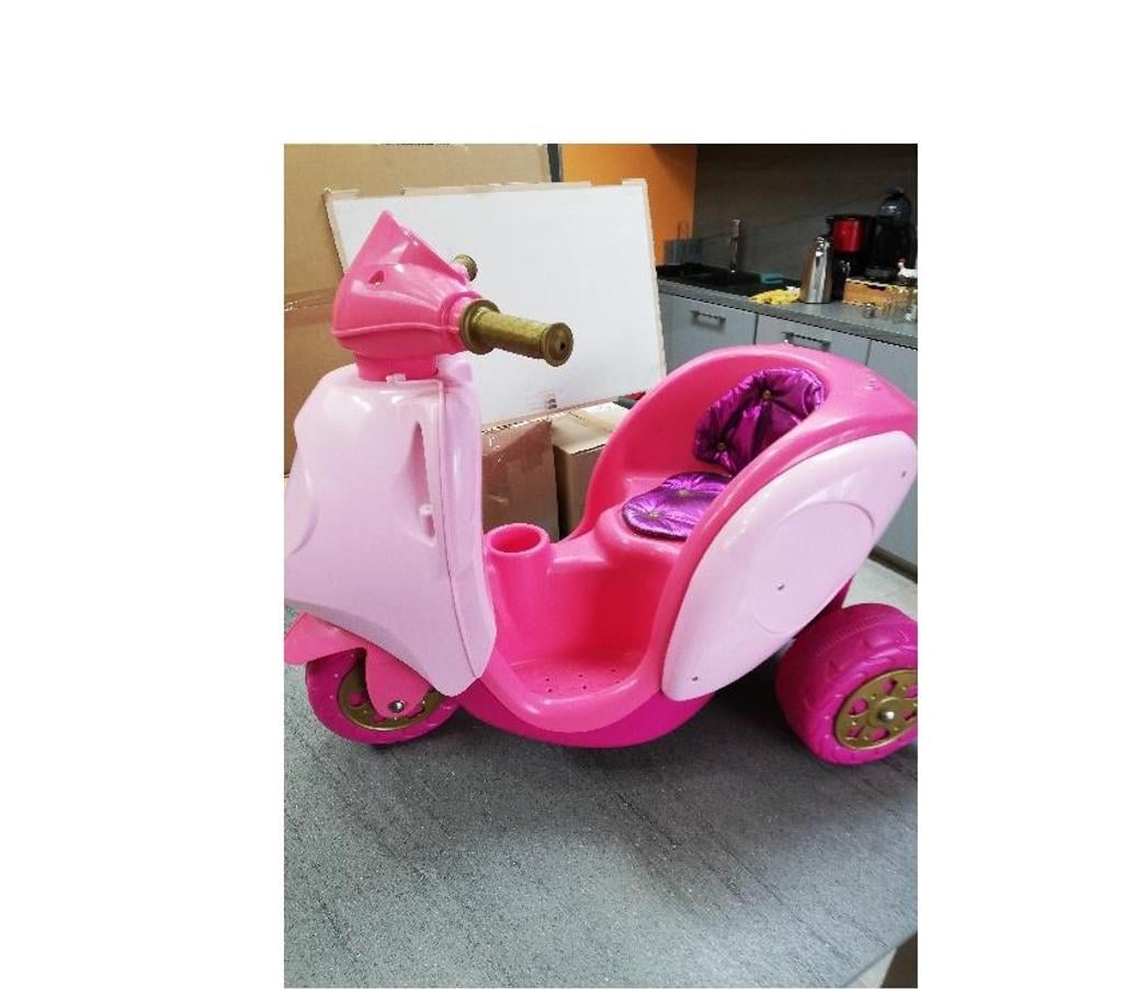 Jeux - jouets Châtelet - Photos Vivastreet Moto Electrique Enfant 20 €