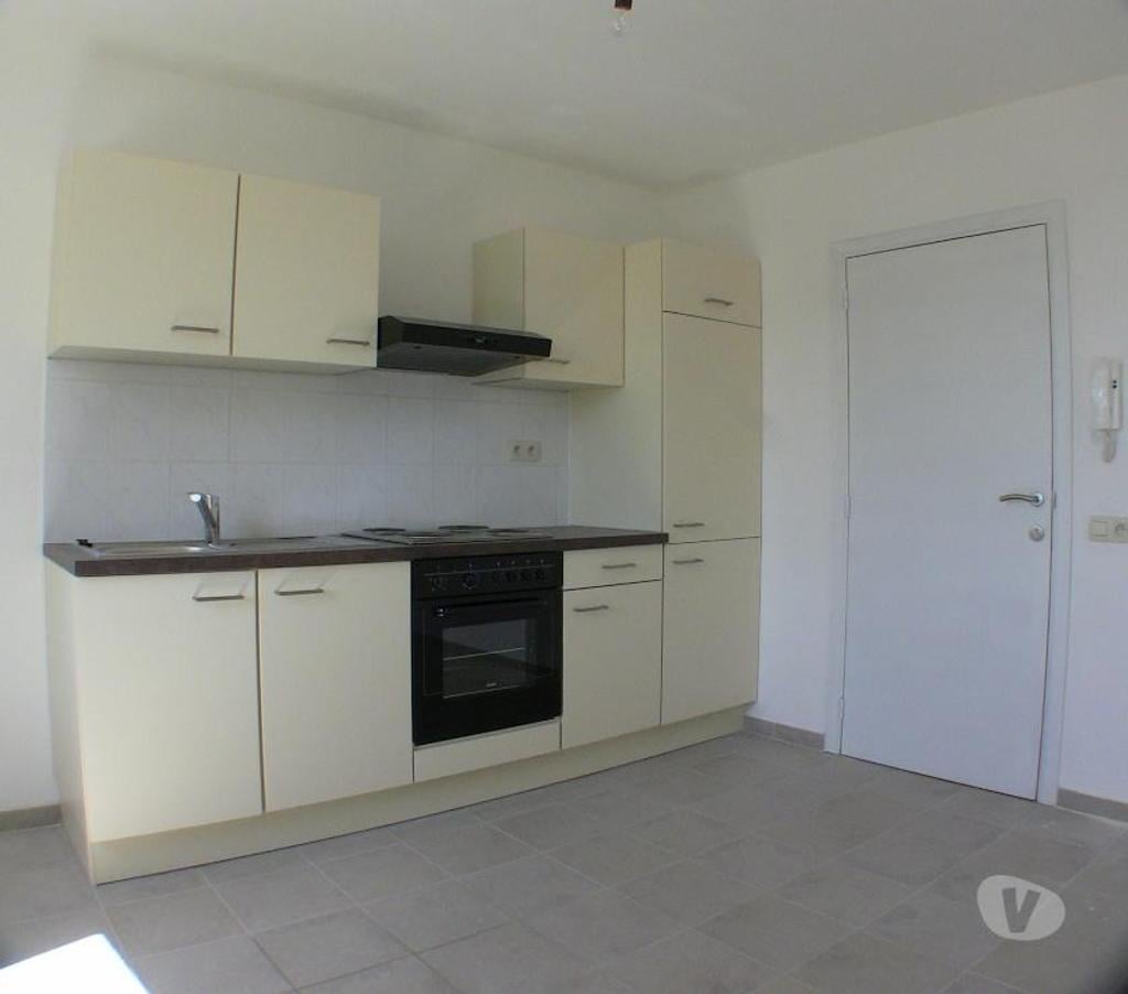 Location appartement Mettet Biesme - Photos Vivastreet Appartement 2 CH Mettet centre PEB: B 1er étage