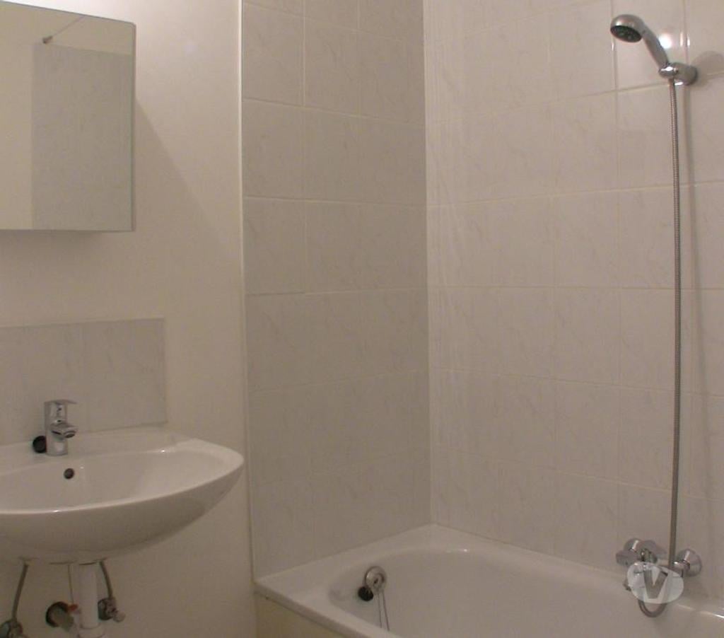 Location appartement Mettet Biesme - Photos Vivastreet Appartement 2 CH Mettet centre PEB: B 1er étage