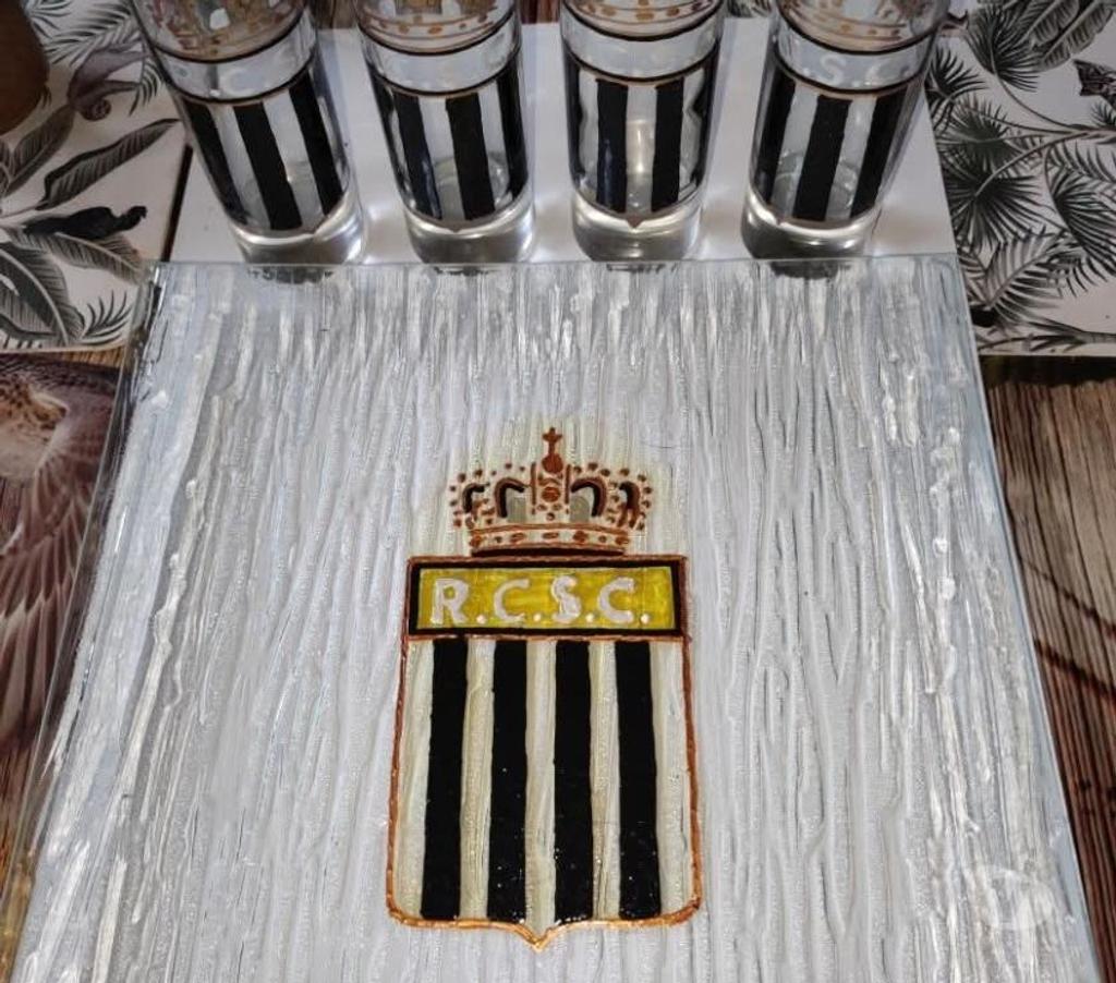 Décoration - art Lobbes Lobbes-Centrum - Photos Vivastreet Gravures sur verre divers au choix