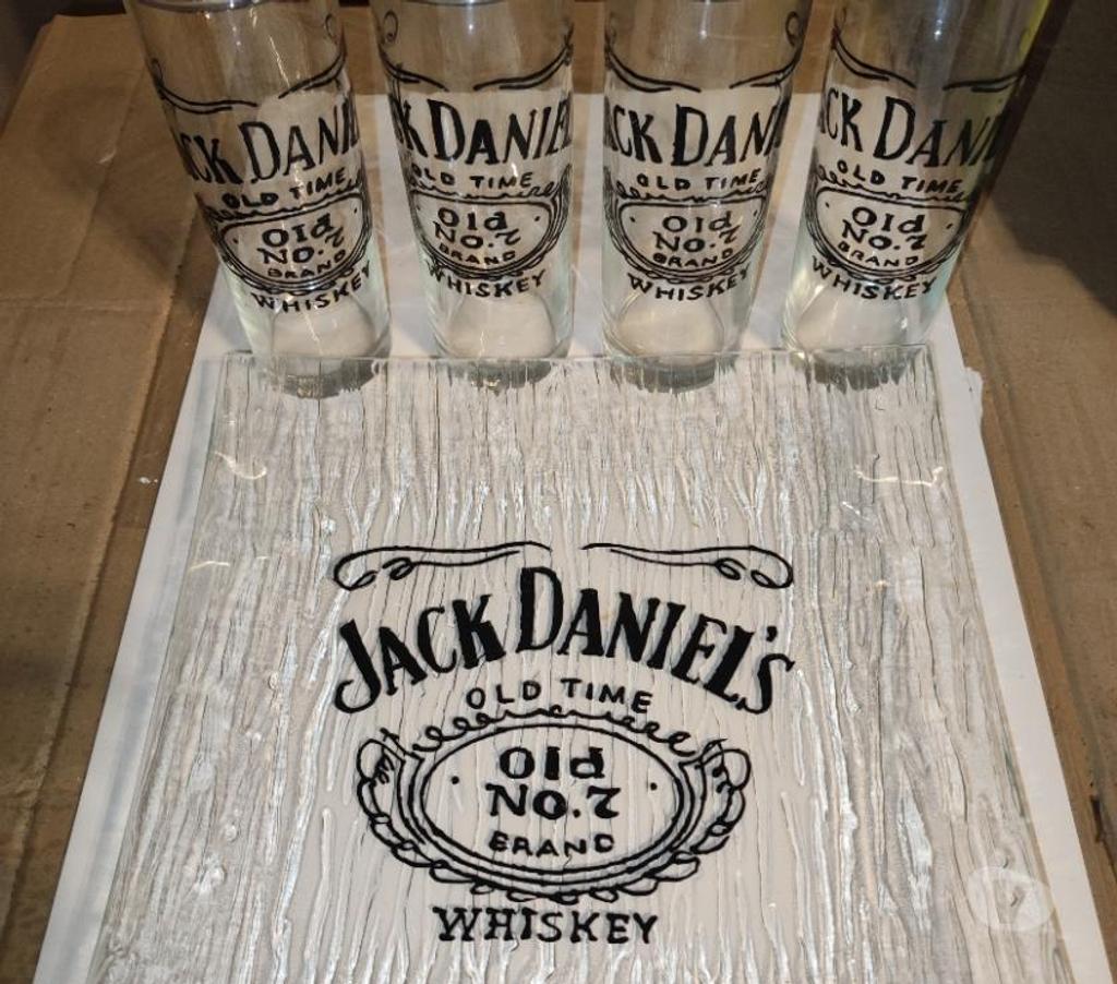 Décoration - art Lobbes Lobbes-Centrum - Photos Vivastreet Gravures sur verre divers au choix