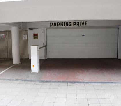 Location parking & garage Liège-Centrum Liège - Photos Vivastreet Emplacement à louer