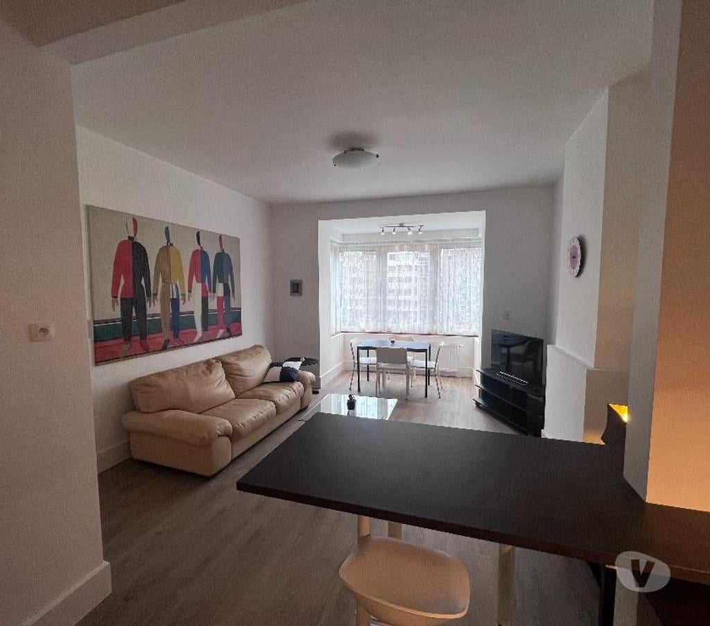 location meublé Liège Liège-Centrum - Photos Vivastreet APPARTE MEUBLE A LOUER 1chambre à coucher Bd. Avroy Liege