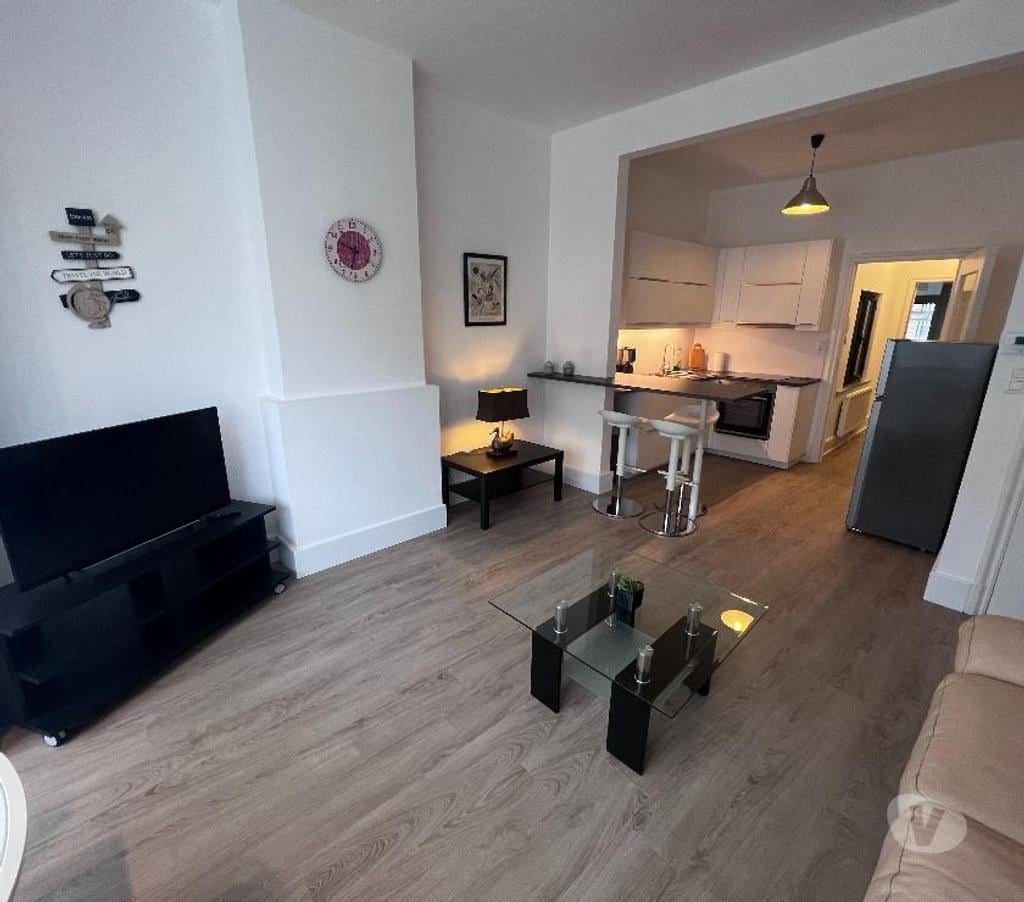 location meublé Liège Liège-Centrum - Photos Vivastreet APPARTE MEUBLE A LOUER 1chambre à coucher Bd. Avroy Liege