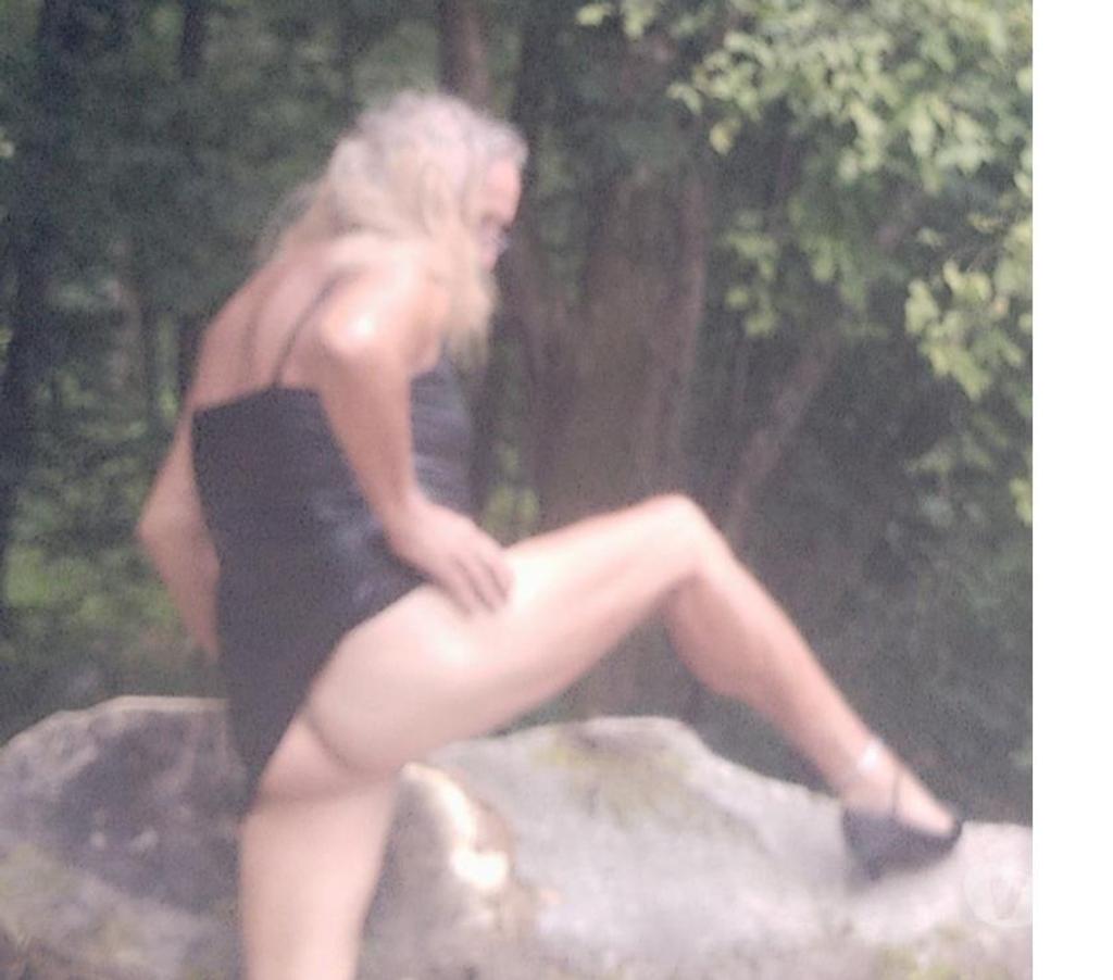 Gay Arlon Bonnert - Photos Vivastreet Travestie sexy pour rdv coquin