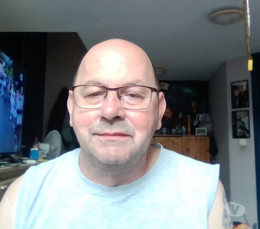 exhib Jumet Gosselies - Photos Vivastreet Chertche femmes pour cunis.......