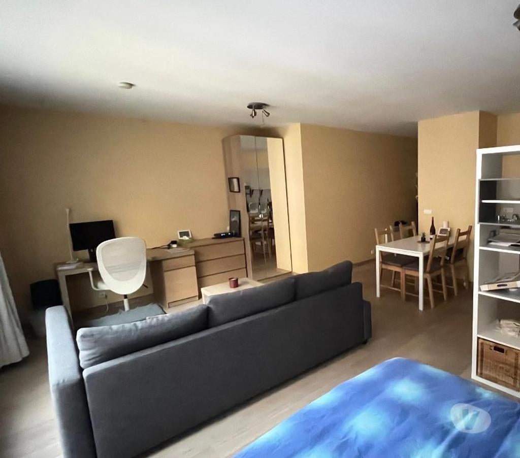 location meublé Ottignies-Louvain-la-Neuve Louvain-la-Neuve - Photos Vivastreet Studio meublé 47m2 Centre LLN