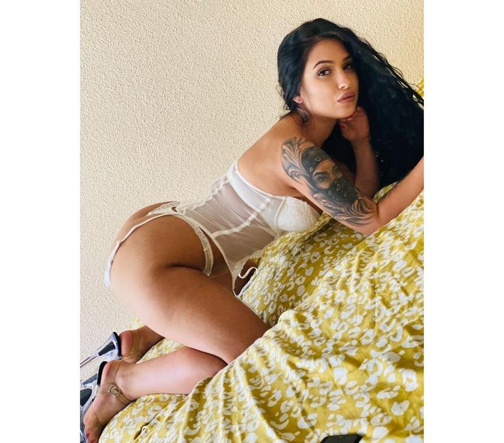 Escort Aubange Athus - Photos Vivastreet Amira bombe douce du plaisir