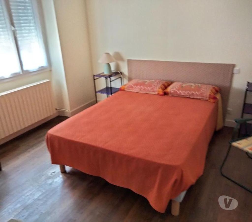 Annonce maison France - Photos Vivastreet Maison de village 7 pièces – 160 m² plus dépendances