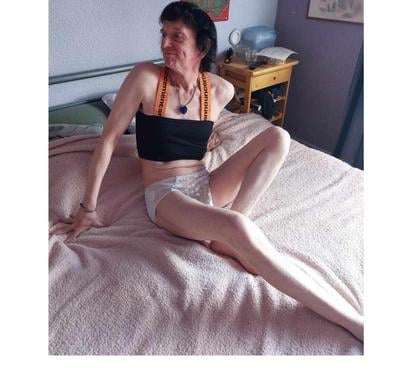 Escort gay Paliseul-Centrum Paliseul - Photos Vivastreet Agréable massage harmonisant ou tantrique pour hommes