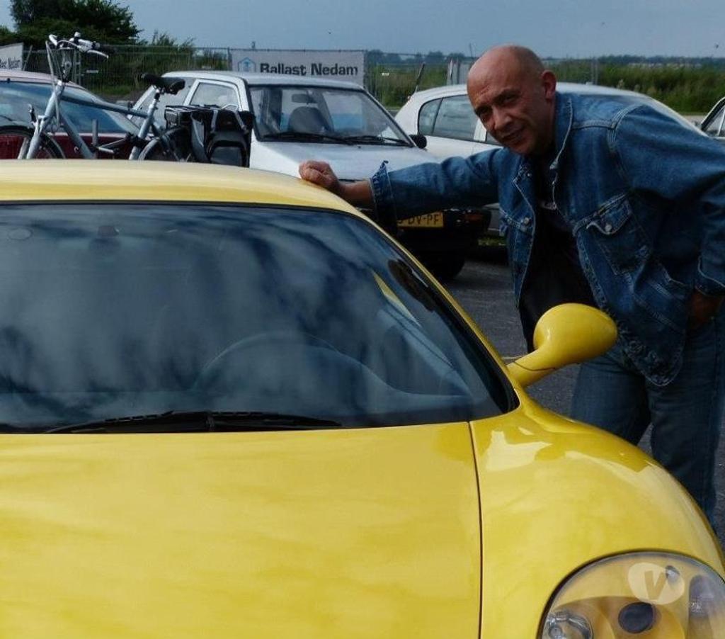 Hommes > Femmes Chapelle-lez-Herlaimont - Photos Vivastreet Envie de faire des nouvelles connaissances et rencontres.