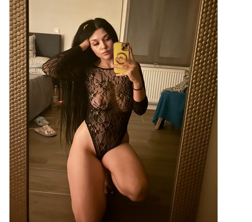 Escort Aubange Aubange-Centrum - Photos Vivastreet LINA 21 ANS BELLE ,DOUCE,ET MIGNON👅