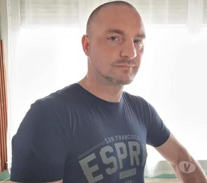Hommes > Femmes Liège-Centrum Liège - Photos Vivastreet Charmant sportif recherche un dialogue et plus si affinités