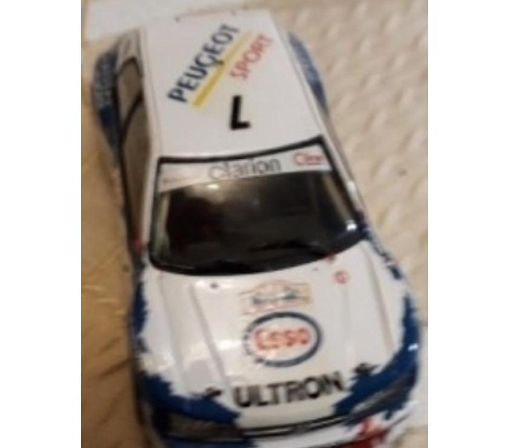 Collections Manage - Photos Vivastreet voiture et collections